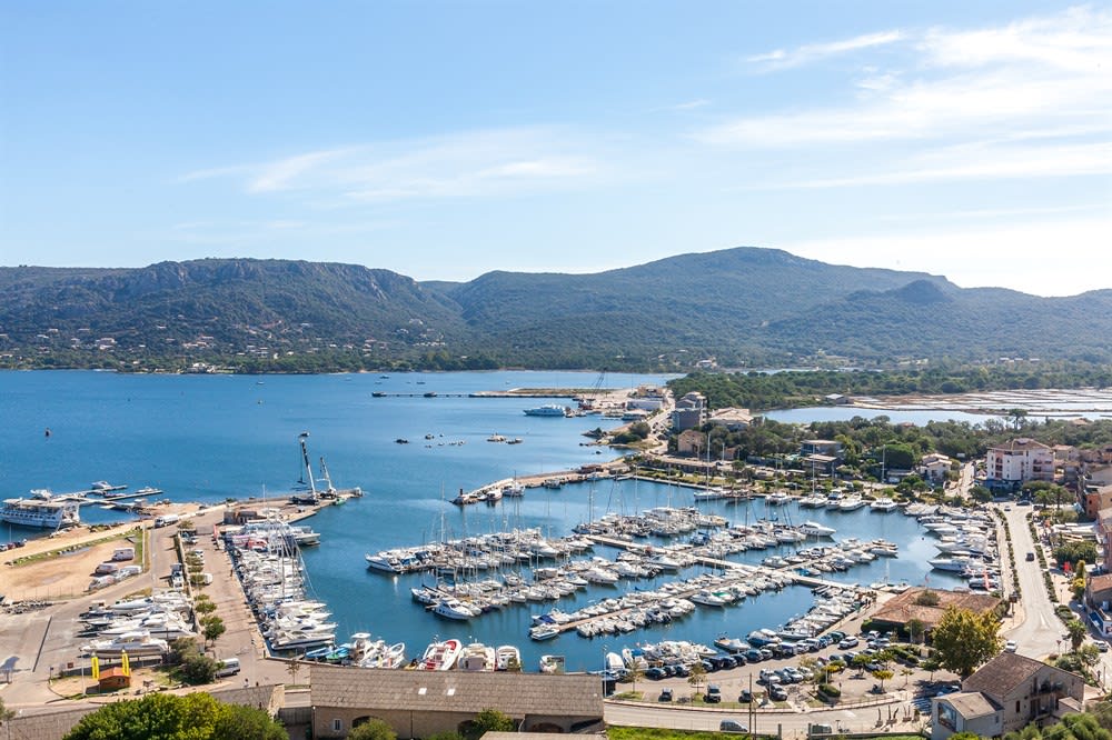 Villas in Corsica near Porto Vecchio